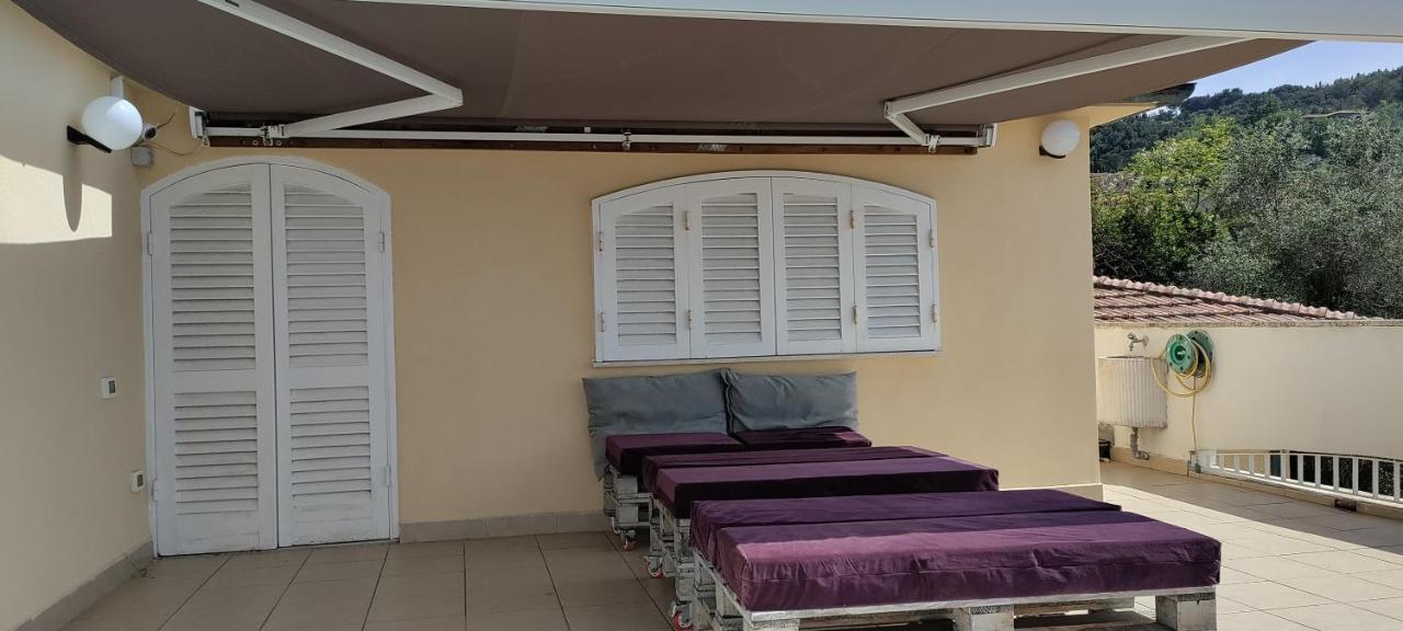 Sea Pearl Vila Livorno Exterior foto